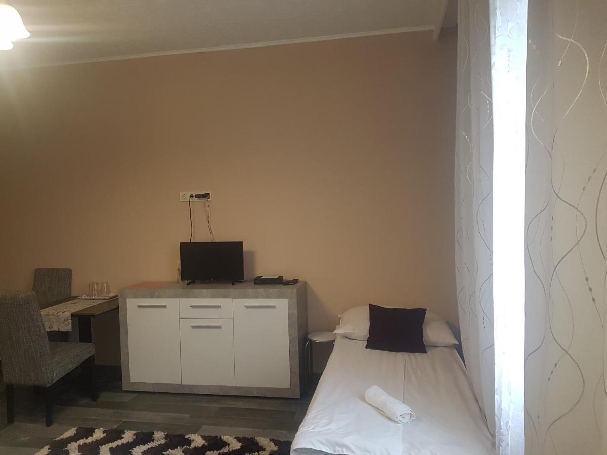 Napfény Szállás Szeged Exterior foto